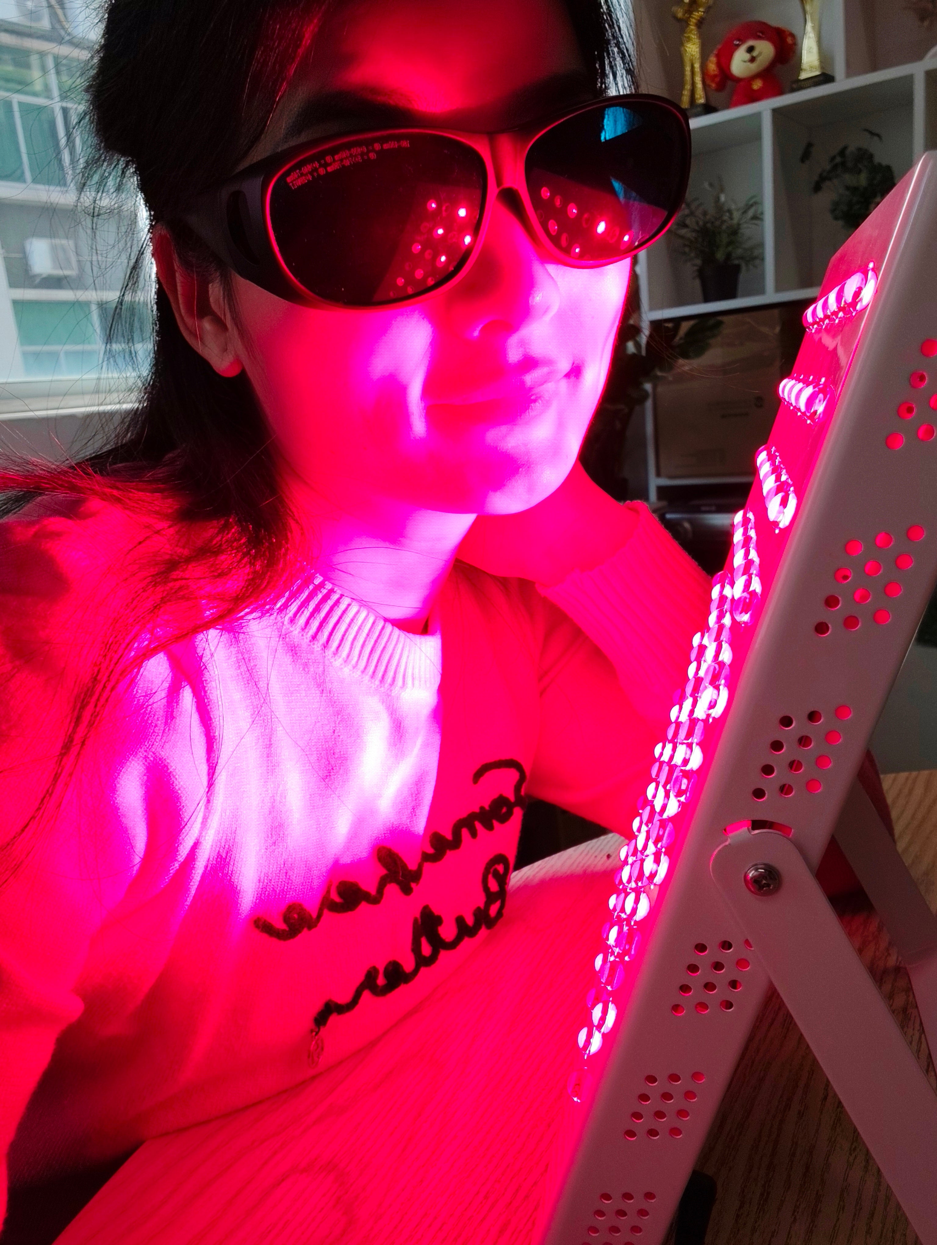 400W Red Light Therapy Panel – Foldable Stand, 80 LEDs, Near-Infrared 660nm + 850nm, Portable Device