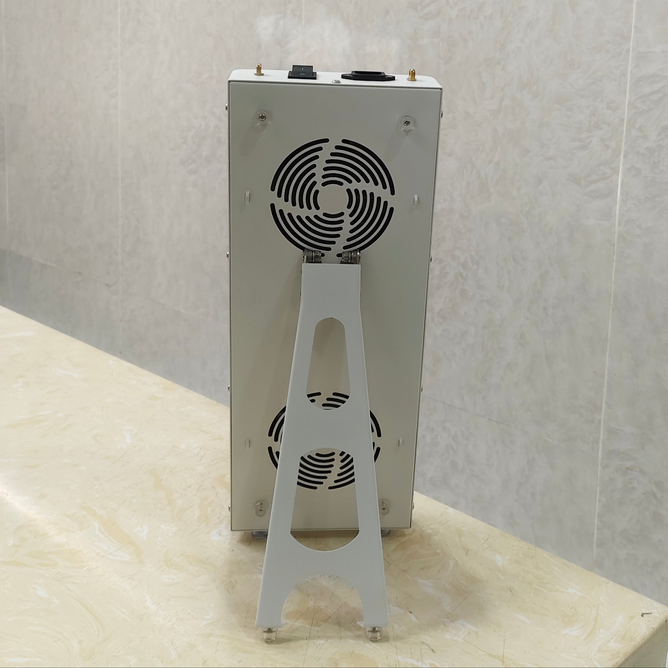 600W Red Light Therapy Panel – Foldable Stand, 120 LEDs, Portable Wellness Panel, Near-Infrared 660nm + 850nm